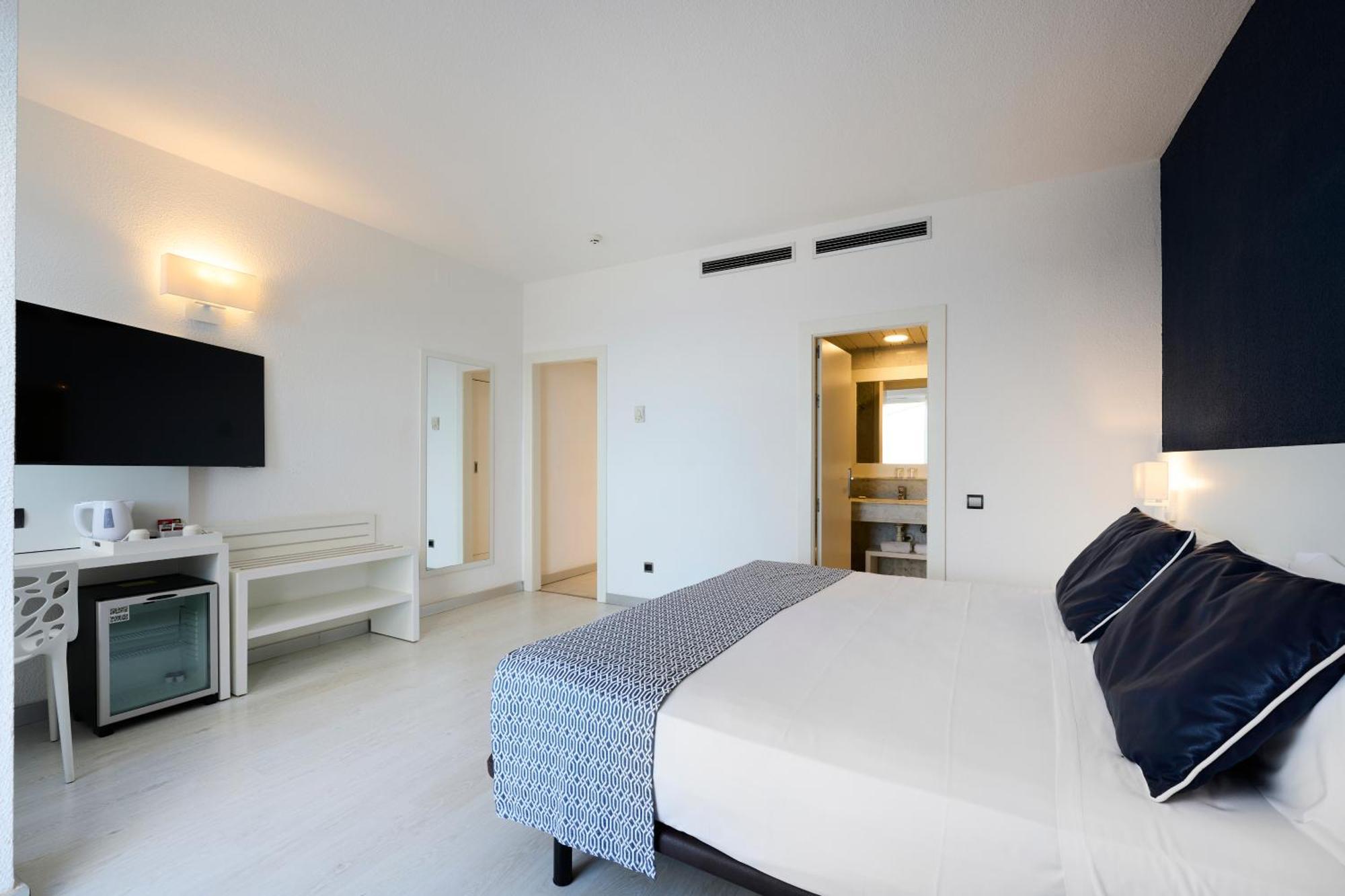 Catalonia Del Mar - Adults Only Hotel Cala Bona  Szoba fotó